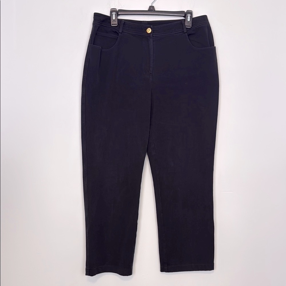 ST. JOHN Faded Black Denim Bootcut/Wide Leg Mid Rise Jeans/Pants. Size 12.